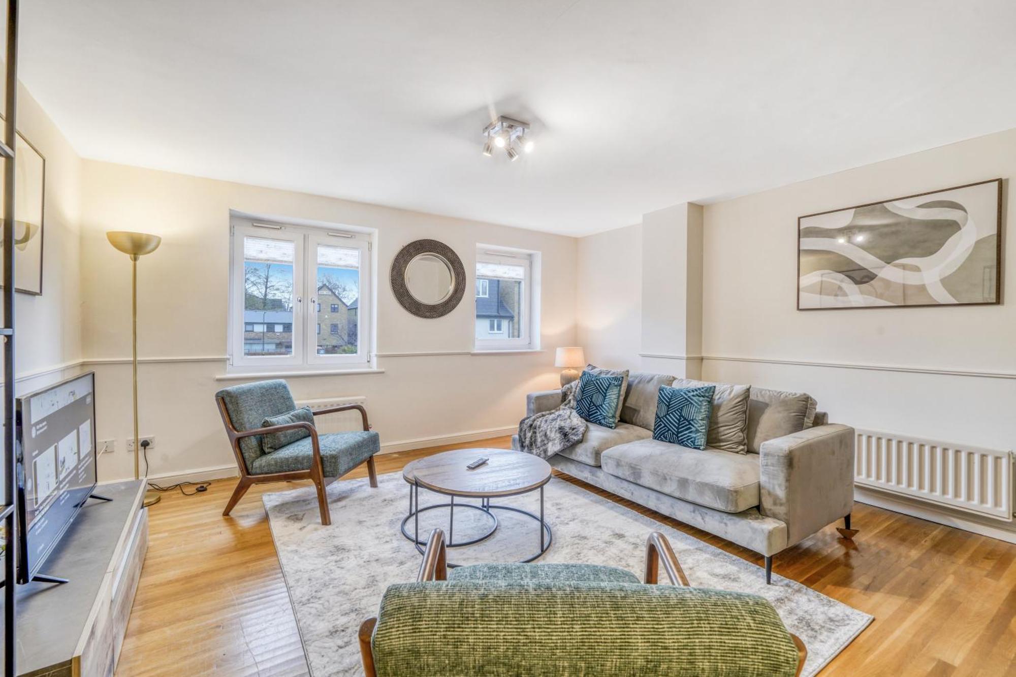 Executive 4 Bedroom Town House In Canada Water Free Wifi & Parking By City Stay Aparts ロンドン エクステリア 写真